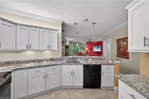 8420 Excalibur Cir, Naples, FL 34108 - Photo 12