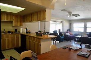 3808 SE 11th Ave, Cape Coral, FL 33904 - Photo 16