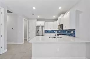 1117 Rolling Brk Ln, Naples, FL 34114 - Photo 12