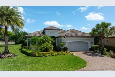9282 Rialto Ln, Naples, FL 34119 - Photo 4