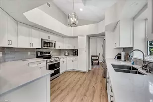 26910 Wedgewood Dr, Bonita Springs, FL 34134 - Photo 4