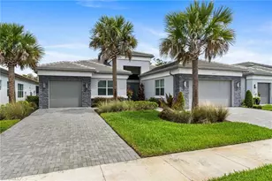 12033 Azalea Wy, Naples, FL 34120 - Photo 2