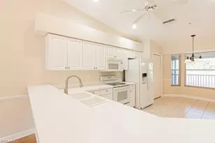 8440 Naples Heritage Dr, Naples, FL 34112 - Photo 12