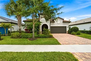 9395 Greyhawk Trl, Naples, FL 34120 - Photo 2