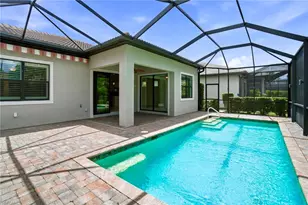 9395 Greyhawk Trl, Naples, FL 34120 - Photo 16