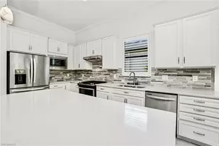9395 Greyhawk Trl, Naples, FL 34120 - Photo 8