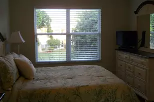 332 Bradstrom Cir, Naples, FL 34113 - Photo 10