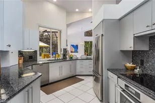 720 Turkey Oak Ln, Naples, FL 34108 - Photo 12