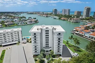 250 Park Shore Dr, Naples, FL 34103 - Photo 32