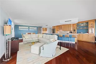 250 Park Shore Dr, Naples, FL 34103 - Photo 16
