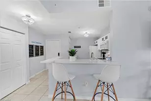 15393 Bellamar Cir, Fort Myers, FL 33908 - Photo 6