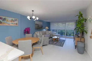 5 Bluebill Ave, Naples, FL 34108 - Photo 2
