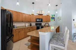1309 Briarwood Ct, Naples, FL 34104 - Photo 26