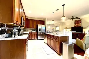 8989 Cambria Cir, Naples, FL 34113 - Photo 20