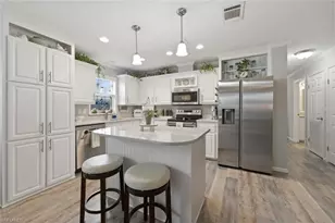 36 Lemans Dr, Naples, FL 34112 - Photo 10