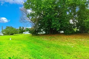 36 Lemans Dr, Naples, FL 34112 - Photo 22