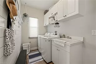 1015 Tivoli Ln, Naples, FL 34104 - Photo 24