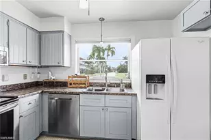 1589 Osprey Ave, Naples, FL 34102 - Photo 4