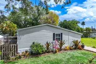 1229 Skyline Dr, Naples, FL 34114 - Photo 26