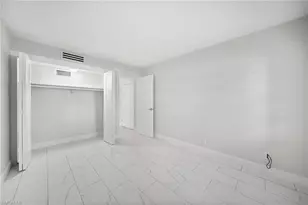 666 3rd St S, Naples, FL 34102 - Photo 16