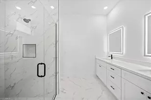 2116 NE 10th Ave, Cape Coral, FL 33909 - Photo 14