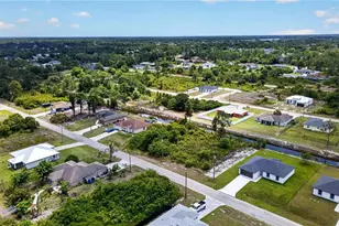 704 Carbon St E, Lehigh Acres, FL 33974 - Photo 22
