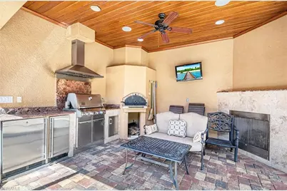 672 Fairway Ter, Naples, FL 34103 - Photo 26