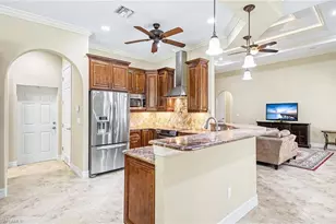 672 Fairway Terrace, Naples, FL 34103 - Photo 6