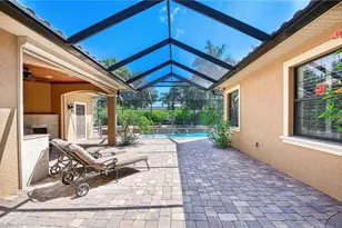 672 Fairway Terrace, Naples, FL 34103 - Photo 24