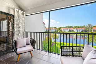 577 Beachwalk Cir, Naples, FL 34108 - Photo 22