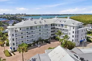 140 Palm St, Marco Island, FL 34145 - Photo 2