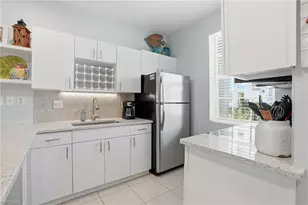 140 Palm St, Marco Island, FL 34145 - Photo 14