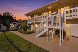 4607 Bayshore Dr, Naples, FL 34112 - Photo 2