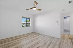 4607 Bayshore Dr, Naples, FL 34112 - Photo 24