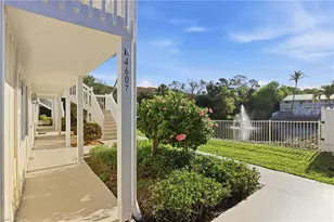 4607 Bayshore Dr, Naples, FL 34112 - Photo 4