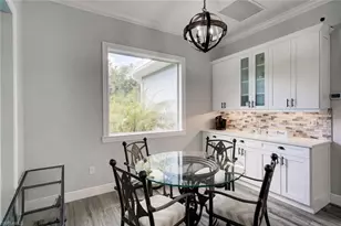 510 10th Ave NW, Naples, FL 34120 - Photo 12