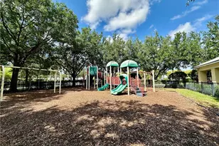 1823 Alameda Dr, Naples, FL 34120 - Photo 32