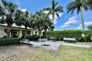 1823 Alameda Dr, Naples, FL 34120 - Photo 34