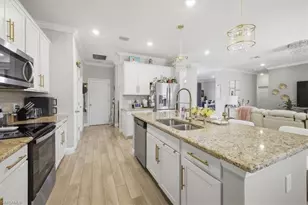 1025 NW 7th Pl, Cape Coral, FL 33993 - Photo 10