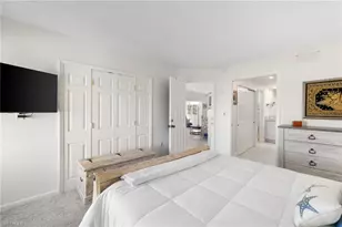 255 Park Shore Dr, Naples, FL 34103 - Photo 14