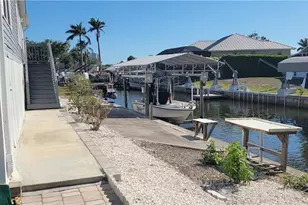 4709 Kon Tiki Ln, Bonita Springs, FL 34134 - Photo 2
