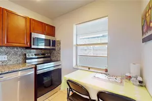 7877 Golf Cir Dr, Margate, FL 33063 - Photo 18