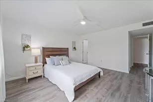 307 Goodlette-Frank Rd S, Naples, FL 34102 - Photo 22
