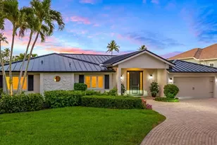 337 Mooring Line Dr, Naples, FL 34102 - Photo 2
