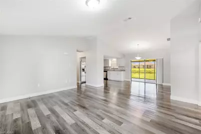 19480 Poppytree Ct, Lehigh Acres, FL 33936 - Photo 4