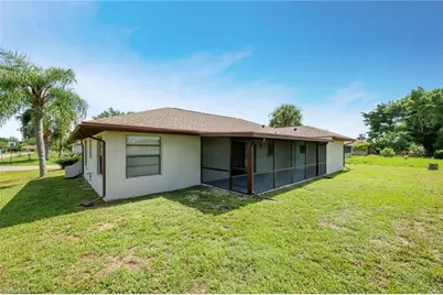 19480 Poppytree Ct, Lehigh Acres, FL 33936 - Photo 22