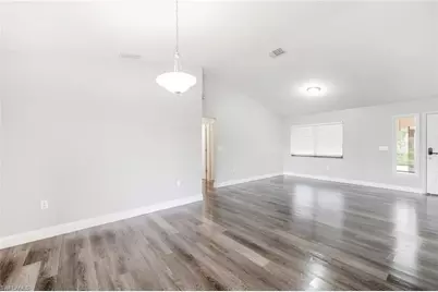 19480 Poppytree Ct, Lehigh Acres, FL 33936 - Photo 8