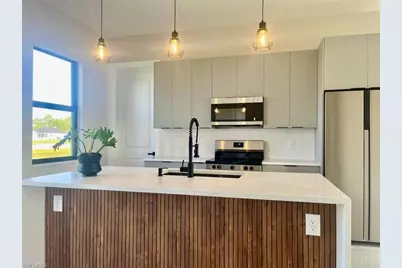 56 Floyd Ave S, Lehigh Acres, FL 33976 - Photo 6