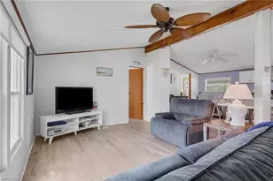220 Ocean Reef Ln, Naples, FL 34114 - Photo 6