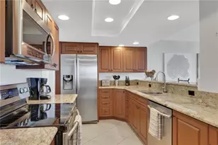 10420 Gulf Shore Dr, Naples, FL 34108 - Photo 6